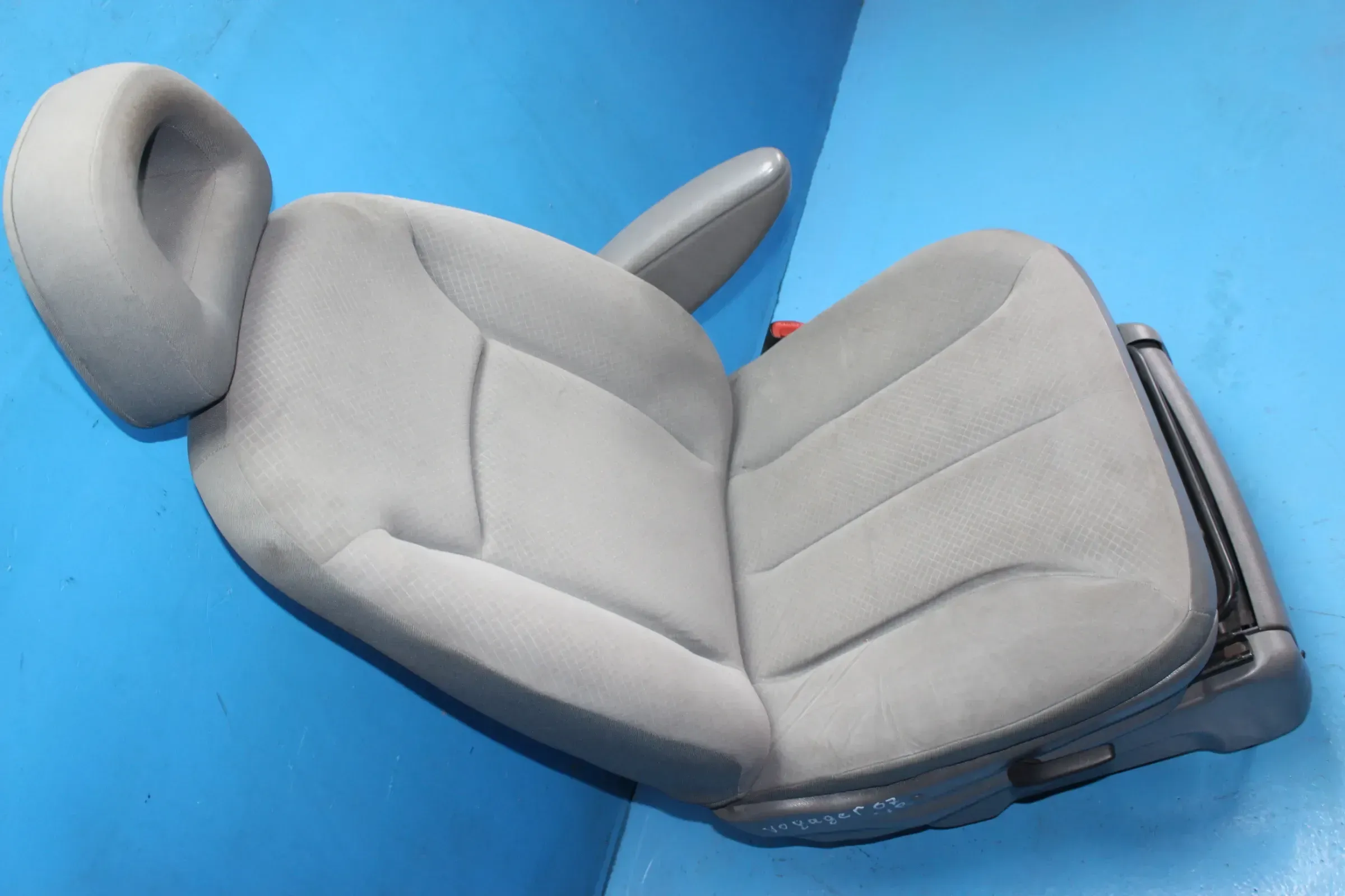 Beifahrersitz Sitz vorne rechts Chrysler Voyager IV RG GY Bj.07 - Bild 1