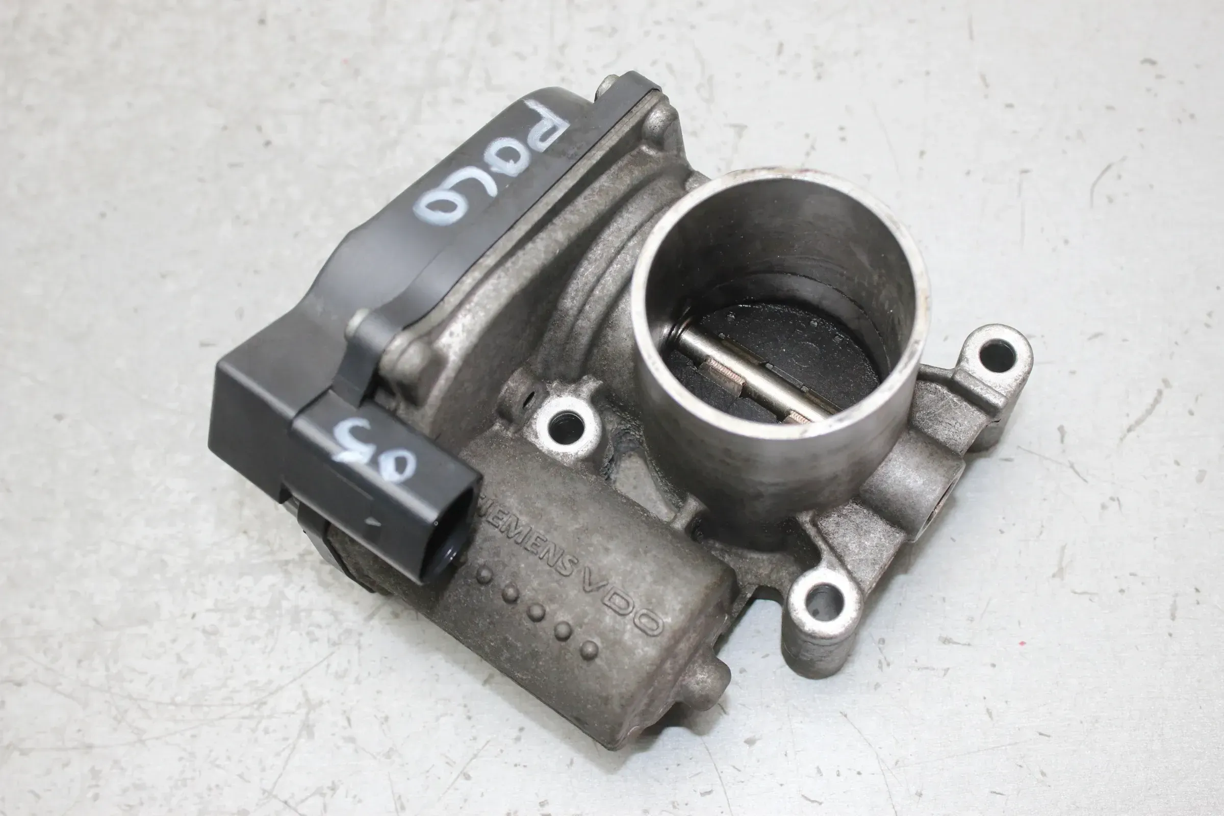 Drosselklappe 03C133062B VW Polo IV 9N3 1.4 16V Bj.05 - Bild 1