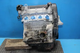 Benzin Motor 59 kW code BUD ohne Anbauteile VW Cross Polo IV 9N3 1.4 Bj.07 - Bild 8