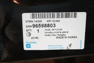 Original Daewoo Chevrolet Spark M200 M250 Bodenblech Laderaumboden - GM 96598803 - Bild 2