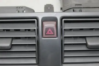 Luftdüse Lüftergitter mitte Warnblinkschalter 30739296 Volvo V50 Bj.06 - Bild 2