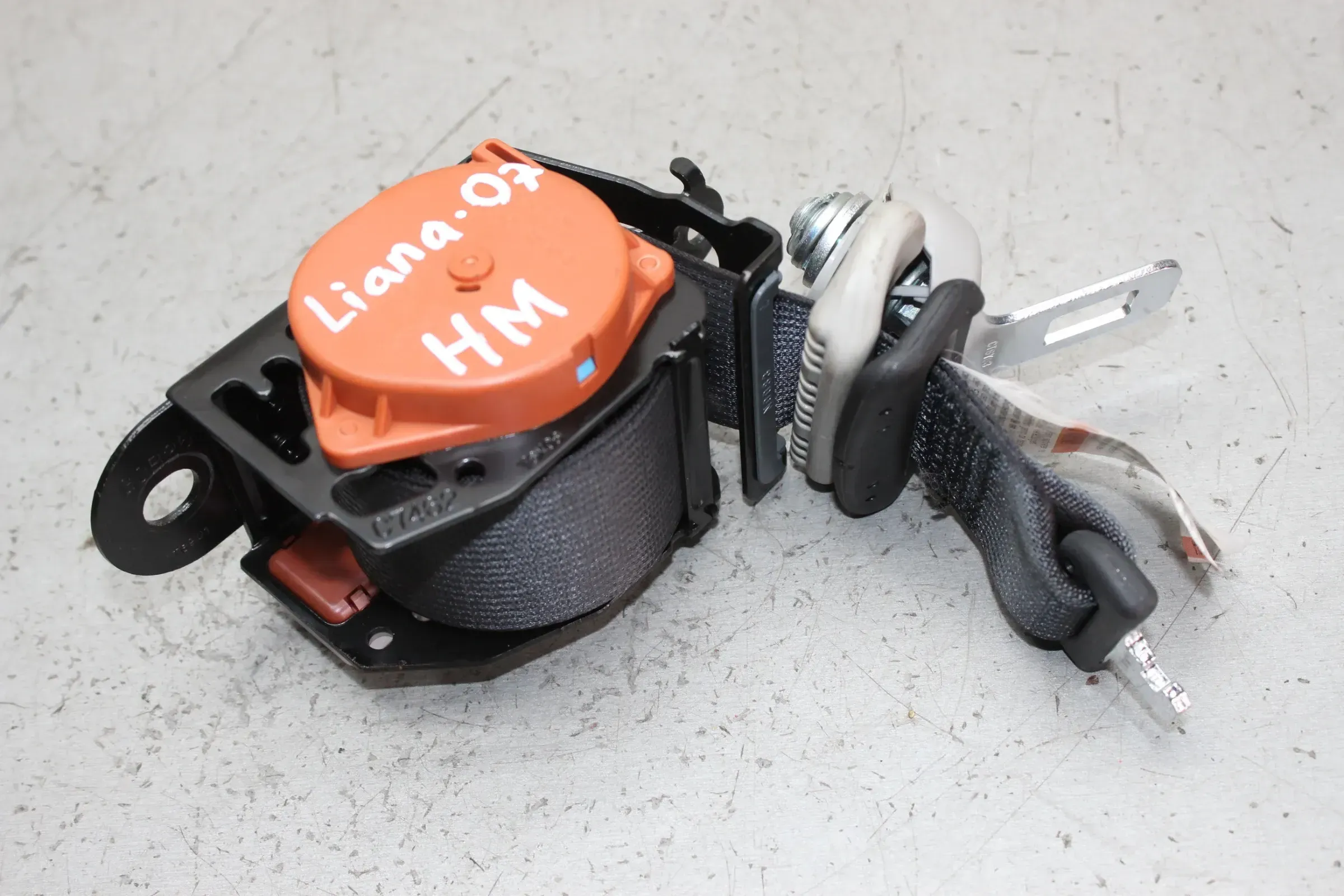 Sicherheitsgurt Gurt hinten mitte Suzuki Liana ER Bj.07 - Bild 1