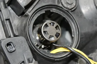Scheinwerfer vorne rechts LWR Stellmotor SsangYong Kyron Bj.06 - Bild 8