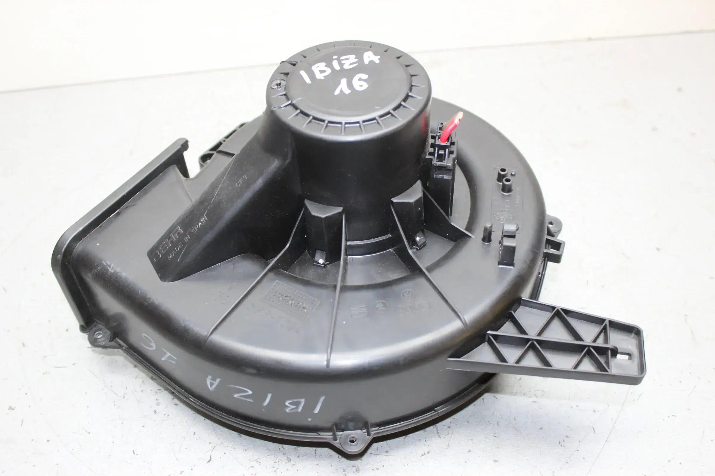 Gebläsemotor Heizung Gebläse Lüfter 6R1819015 Seat Ibiza IV ST 6P8 Bj.16 - Bild 1