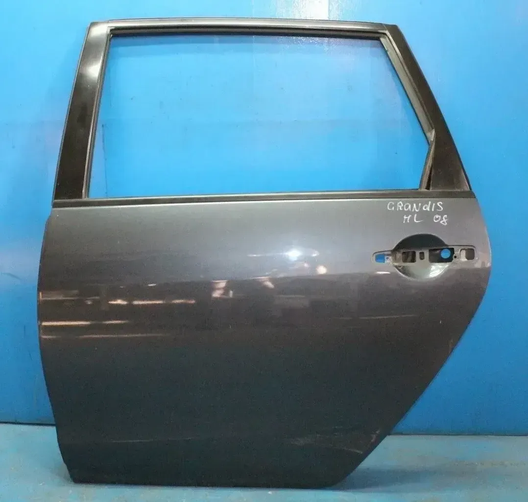 Mitsubishi Grandis Bj.08 Tür hinten links Graphite Grey A72 - Bild 1