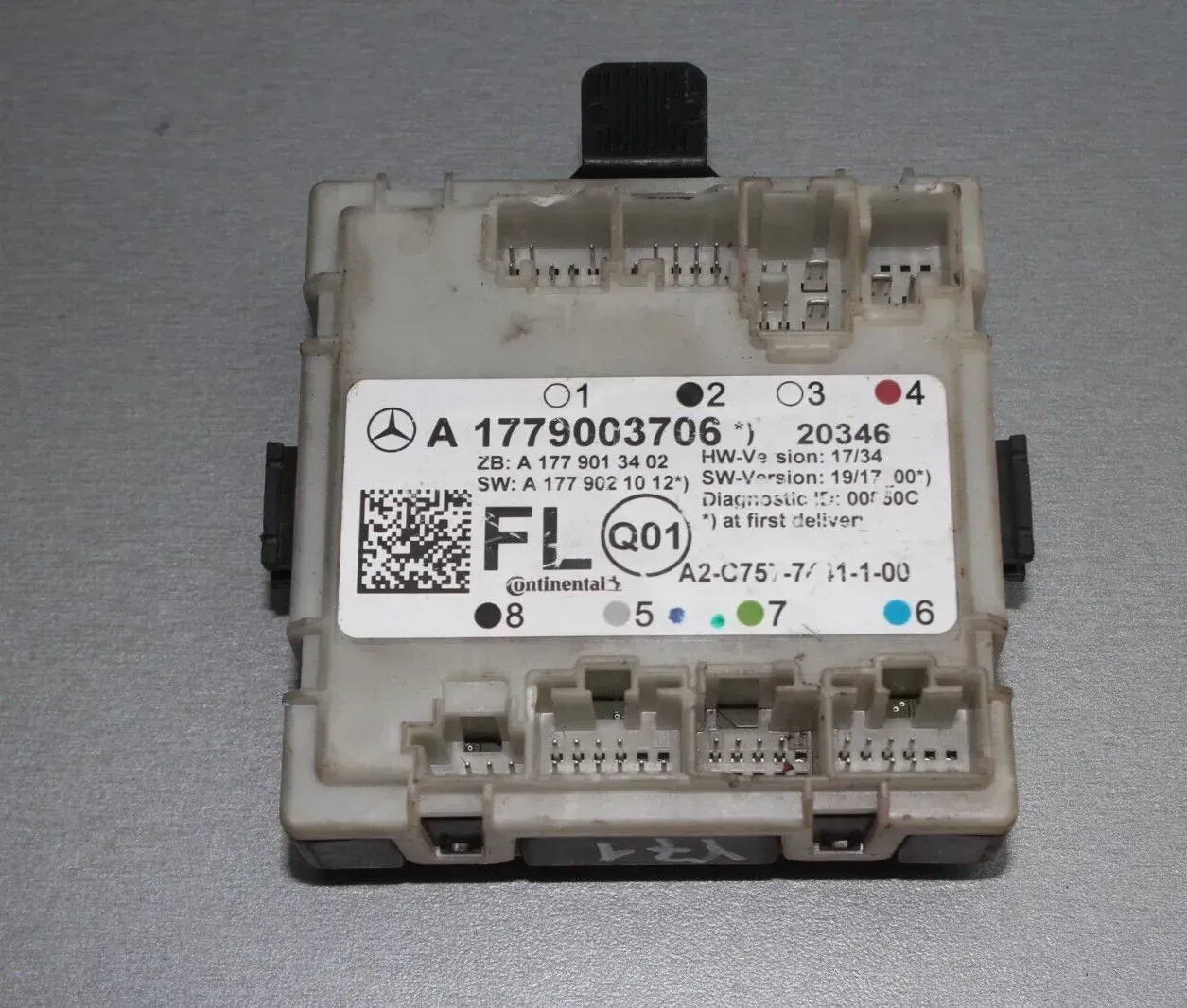 Mercedes Benz W177 Türsteuergerät vorne links A1779003706 A1779013402 - Bild 1