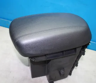 Leder Mittelarmlehne Armlehne Fach 84681-3U010 KIA Sportage III SL Bj.12 - Bild 1