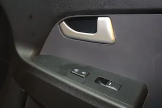 Türverkleidung Türpappe vorne rechts 82302-3U020 KIA Sportage III SL Bj.12 - Bild 2