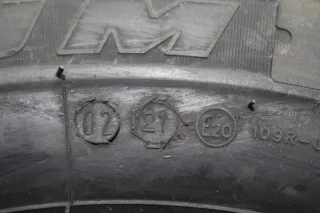2x runderneuerten Reifen Somerreifen 215/65 R16 C 109/107R dot 0221 ca 10 mm - Bild 7