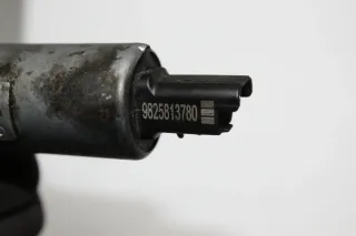Steuerventil Nockenwellenverstellung 9825813780 Peugeot 308 II SW 1.2 THP Bj.15 - Bild 5