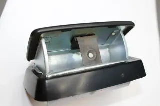 Aschenbecher Ascher hinten Lada Niva 2121 Bj.09 - Bild 3