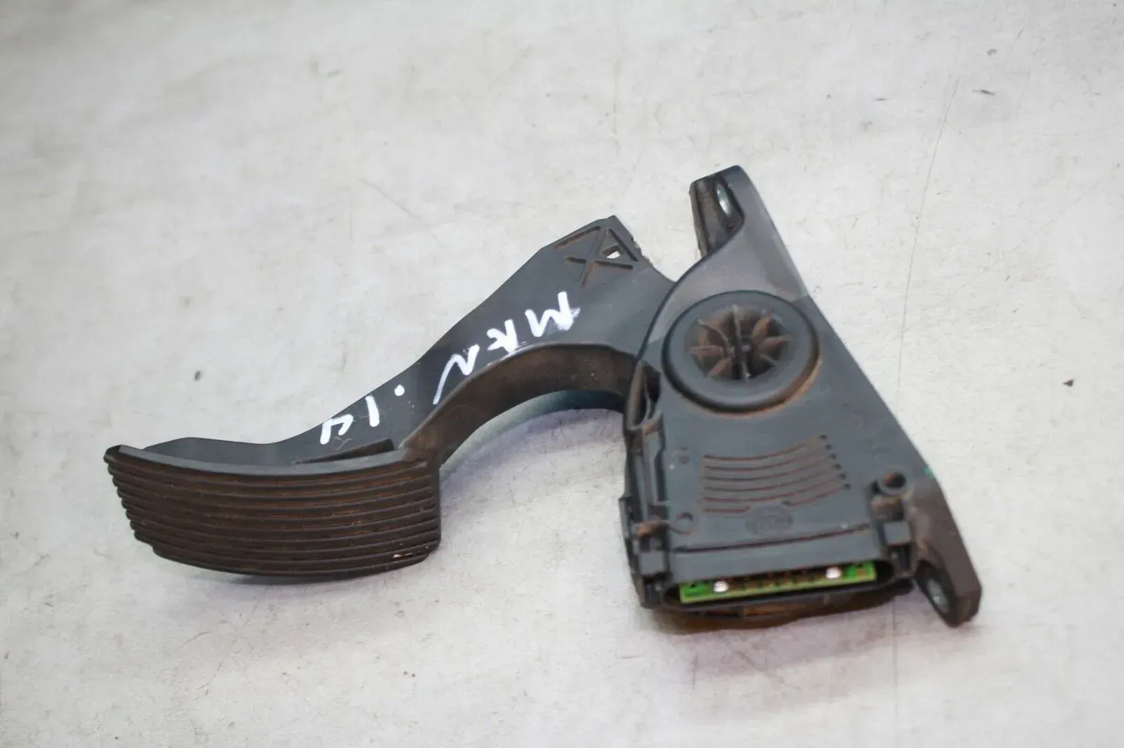 Gaspedal Gas Pedal Fahrpedal Gaswertgeber 81259706103 MAN TGM 15.250 Bj.14 - Bild 1