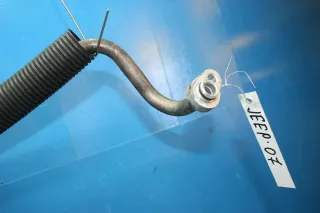 Jeep Cherokee KJ Bj.07 2.8 CRD Klimaleitung Klima Schlauch Rohr Klimaschlauch - Bild 2