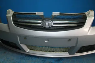 Tata Indica MAT6 Bj.09 Stoßstange vorne Kühlergrill Nebelscheinwerfer Gitter - Bild 2