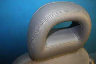 Leder Sitz 2-Reihe hinten rechts Armlehne Klappb Chrysler Voyager IV RG GY Bj.08 - Bild 7