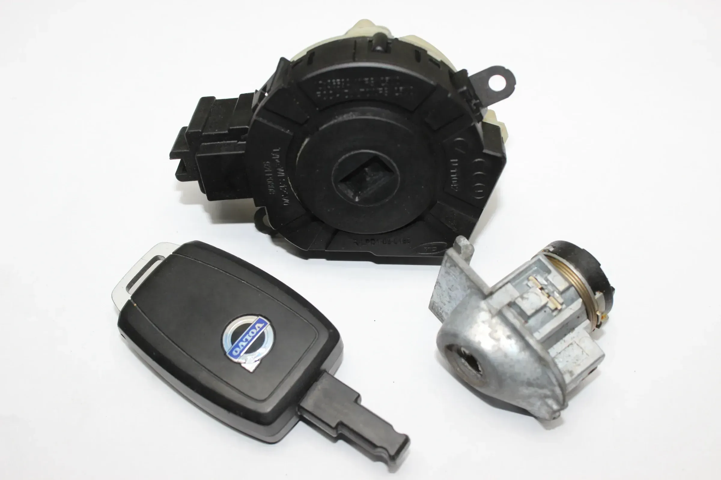 Schlosssatz Zündschloss + 1x Schlüssel 31300586 Volvo C30 D4 Facelift Bj.11 - Bild 1