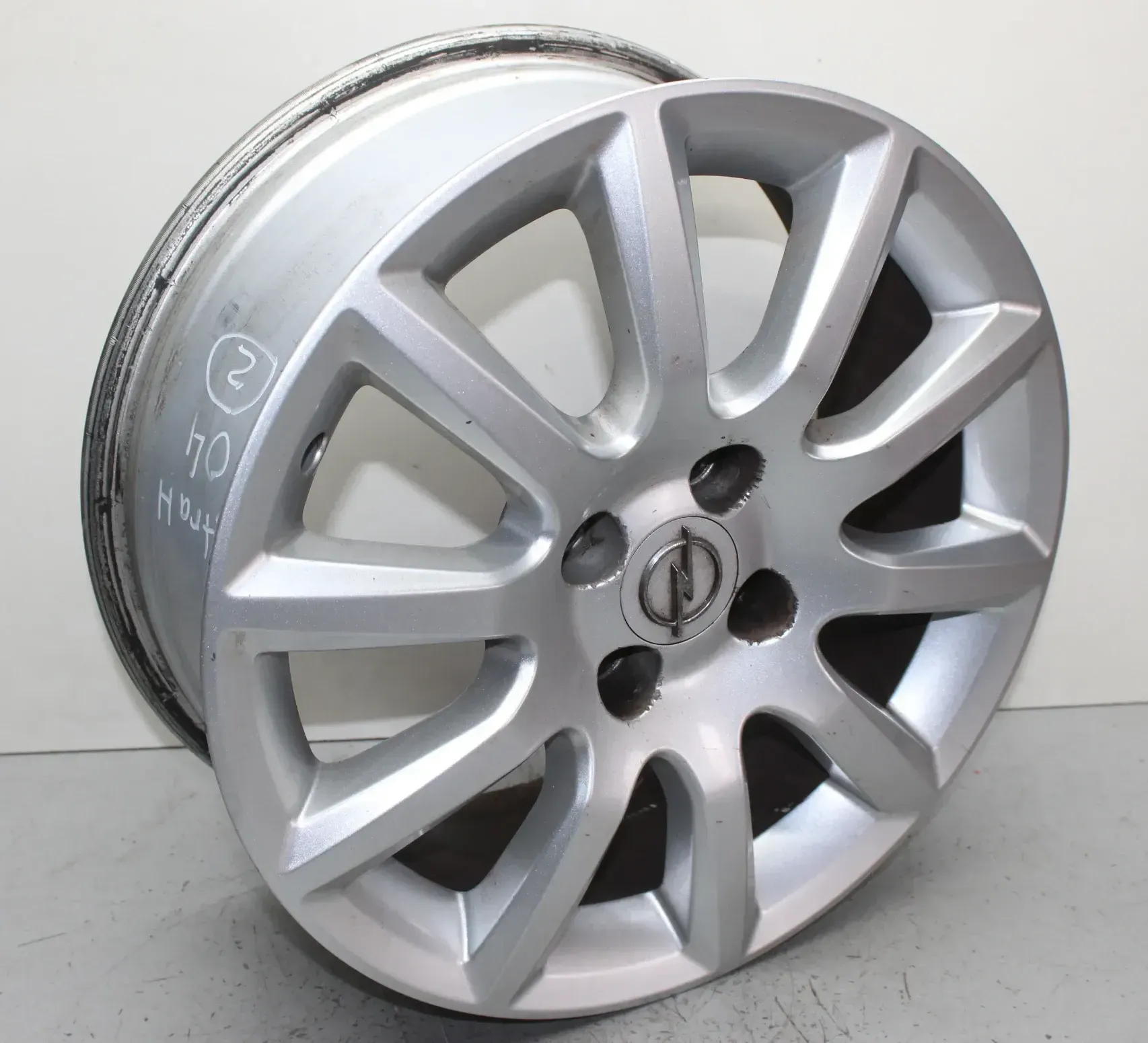 1x Alufelge 4-Loch! Felge 6,5J x 16 H2 ET37 LK 4x100 Opel Astra H Bj.04 (2) - Bild 1