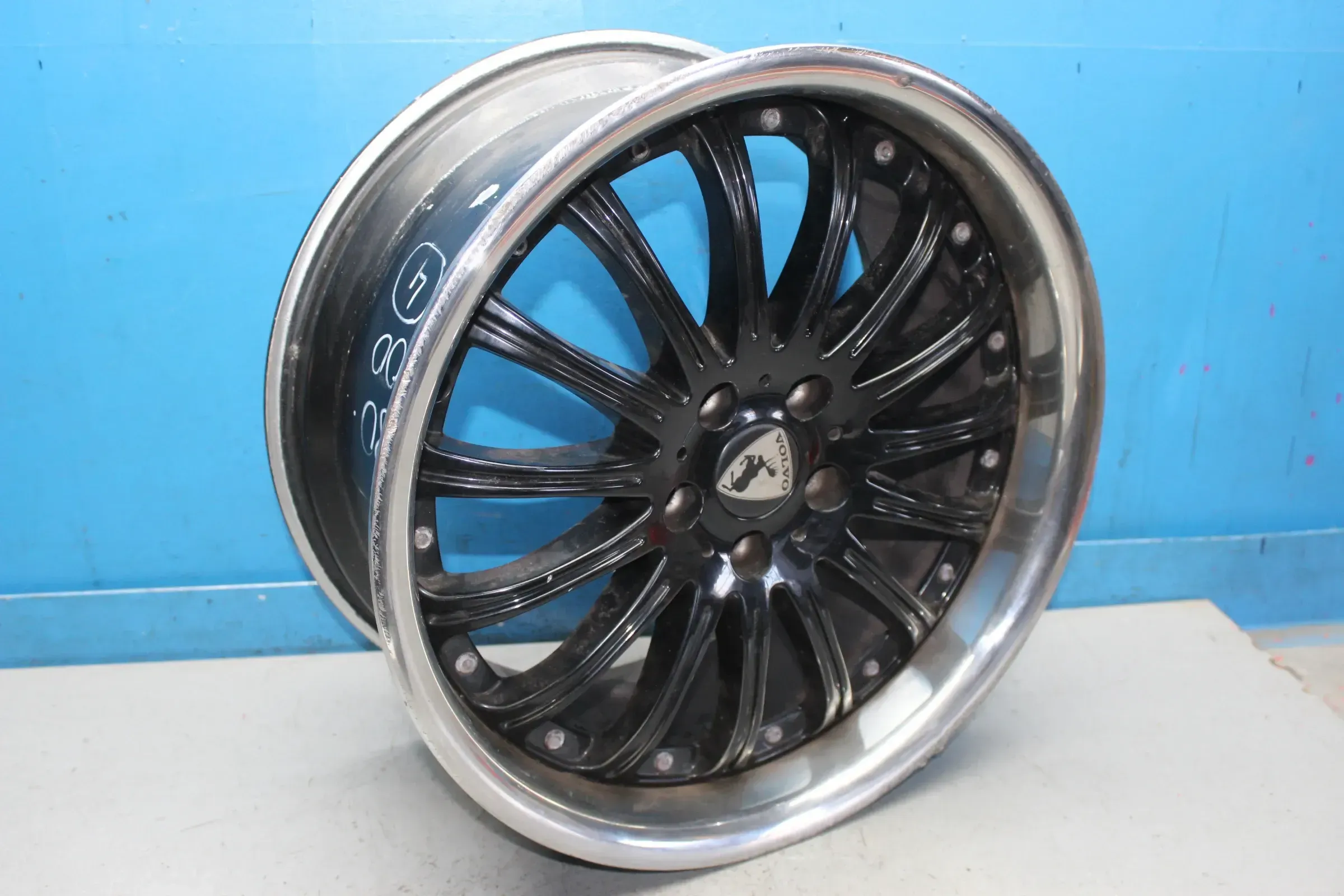 1x Alufelge Zoll 18 8.5Jx18 ET42 LK 5x108 Felge (4) ATS 85813 Volvo S80 I Bj.00 - Bild 1