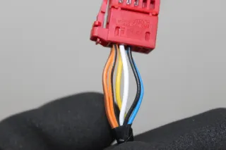 Lagerbügel für Türgriff vorne links 2GC837885 VW T-Roc - Bild 4