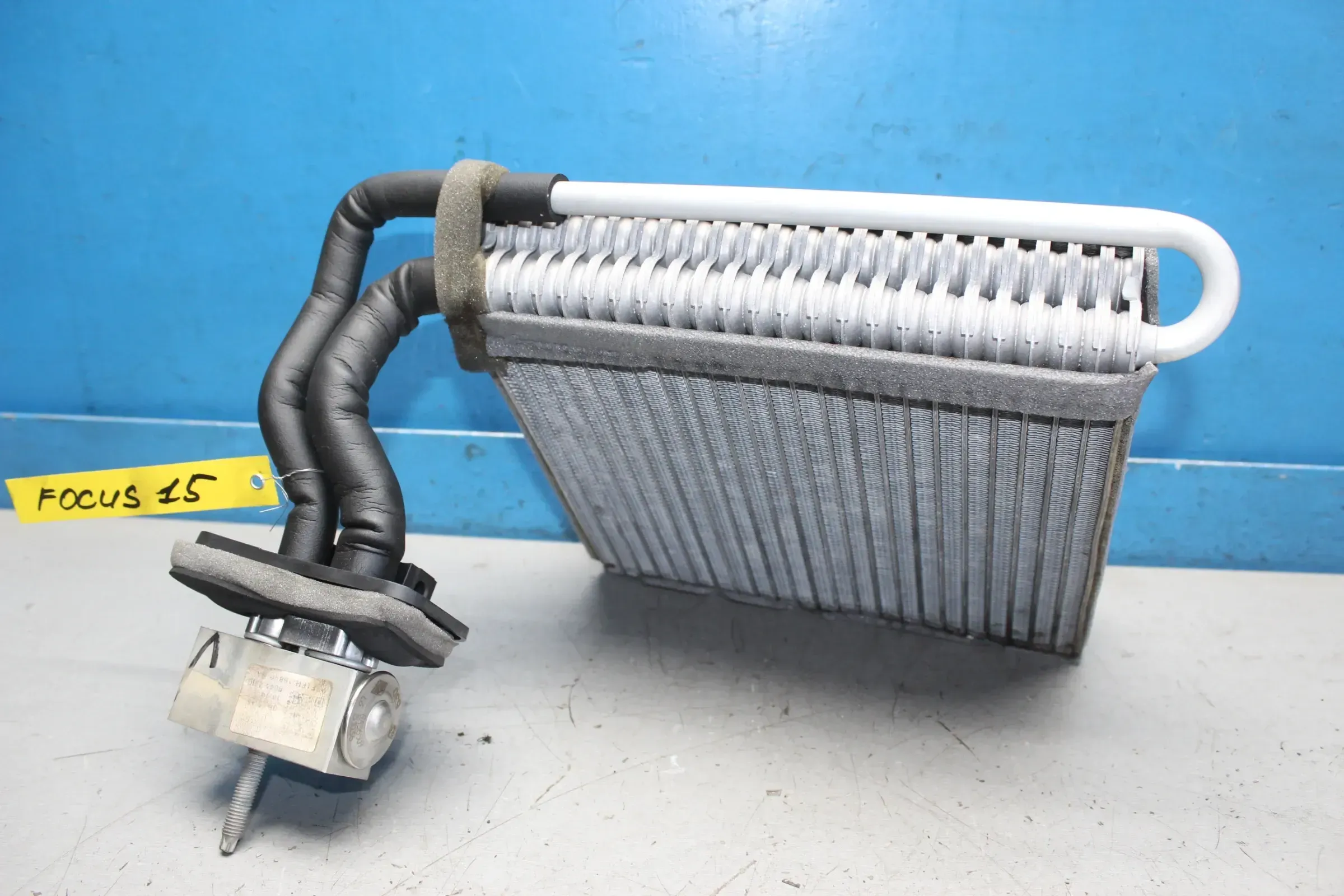 Klimaverdampfer mit Expansionsventil F1F1-19849-DA Ford Focus III 3 DYB Bj.15 - Bild 1