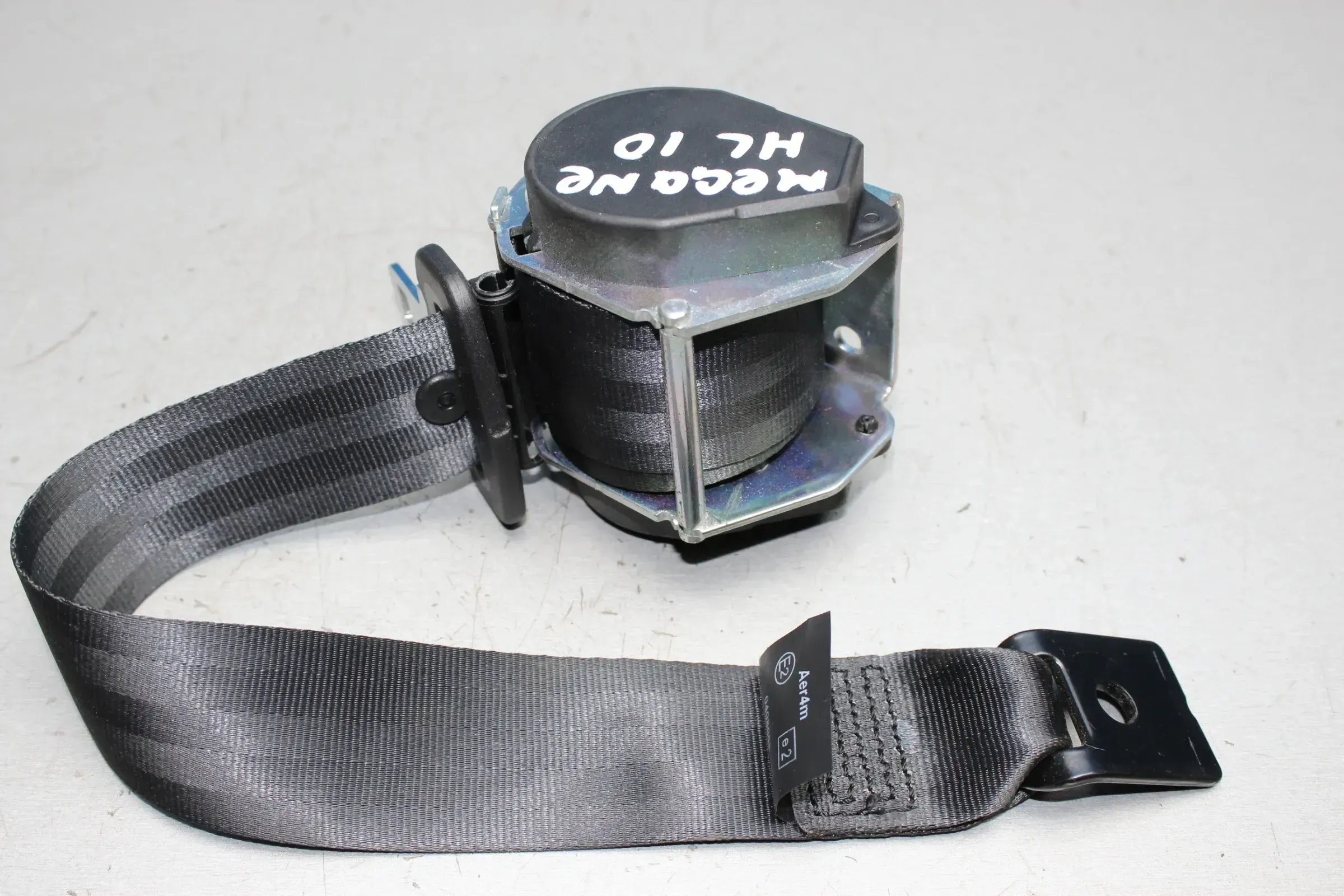 Sicherheitsgurt Gurt hinten links 888400033R Renault Megane 3 III Coupe Bj.10 - Bild 1