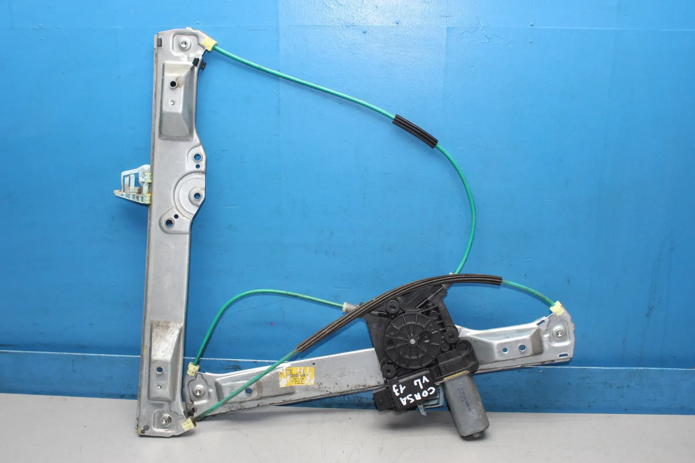 Fensterhebermotor mit Gestänge vorne links 013314156 Opel Corsa D 2-türig Bj.13 - Bild 1