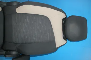 defekt! Beifahrersitz Sitz vorne rechts Citroen C4 Grand Picasso II Bj.14 - Bild 3