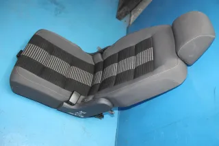 Isofix Sitz hinten rechts 2te Reihe VW Touran 1T1 1T2 Bj.08 - Bild 5