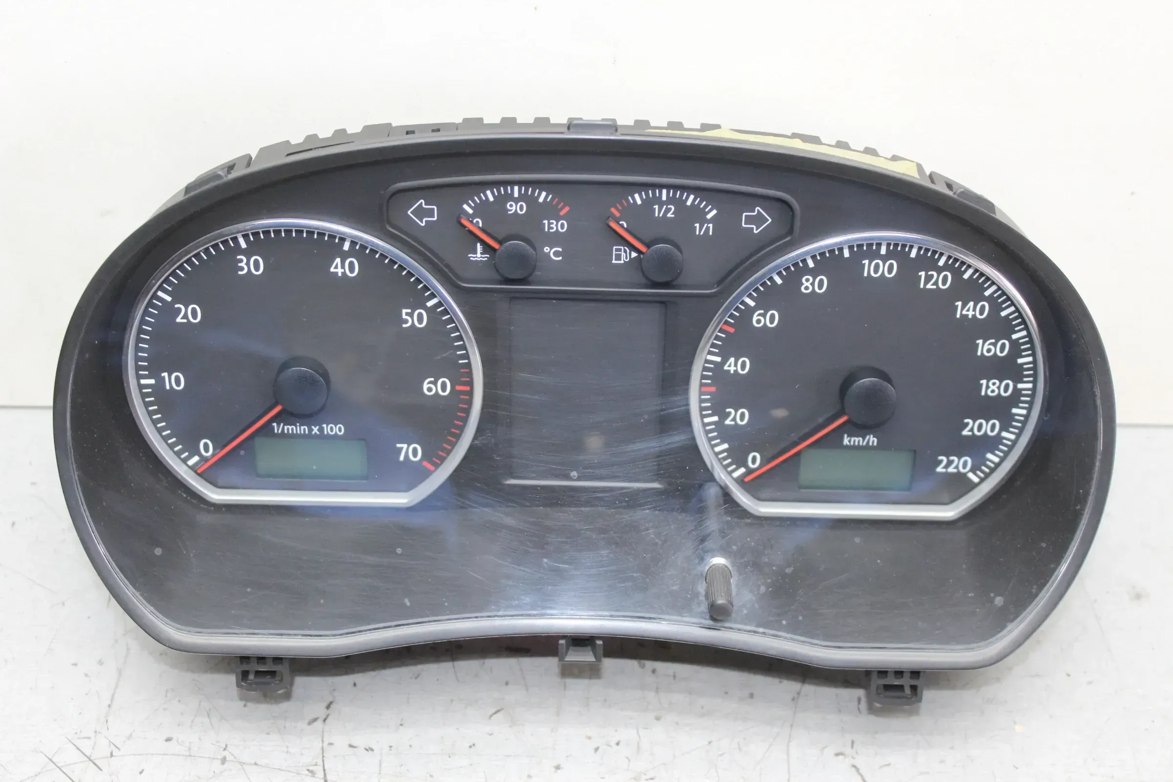 Tacho Kombiinstrument VW Polo IV 9N3 1.4 55kW Bj.05 - Bild 1