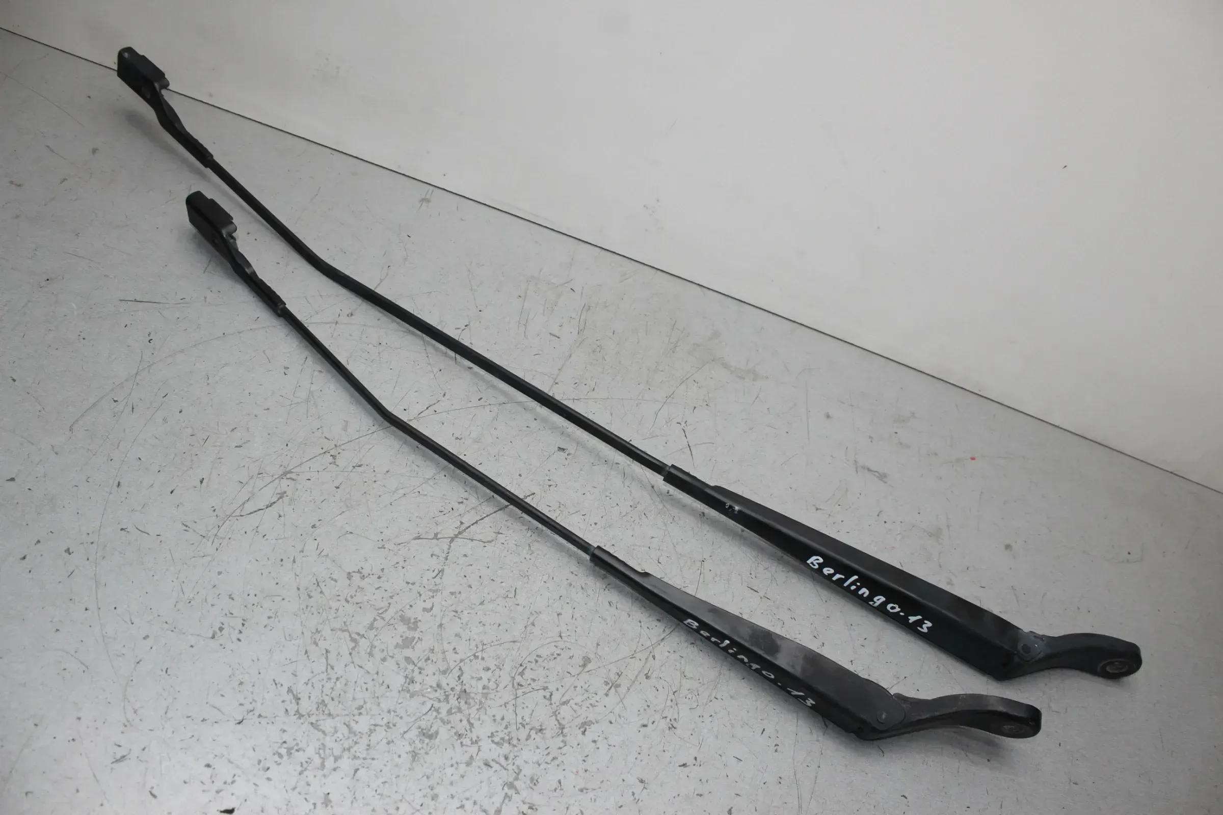 2x Wischerarm links rechts 9682974380, 9682974780 Citroen Berlingo II B9 Bj.13 - Bild 1
