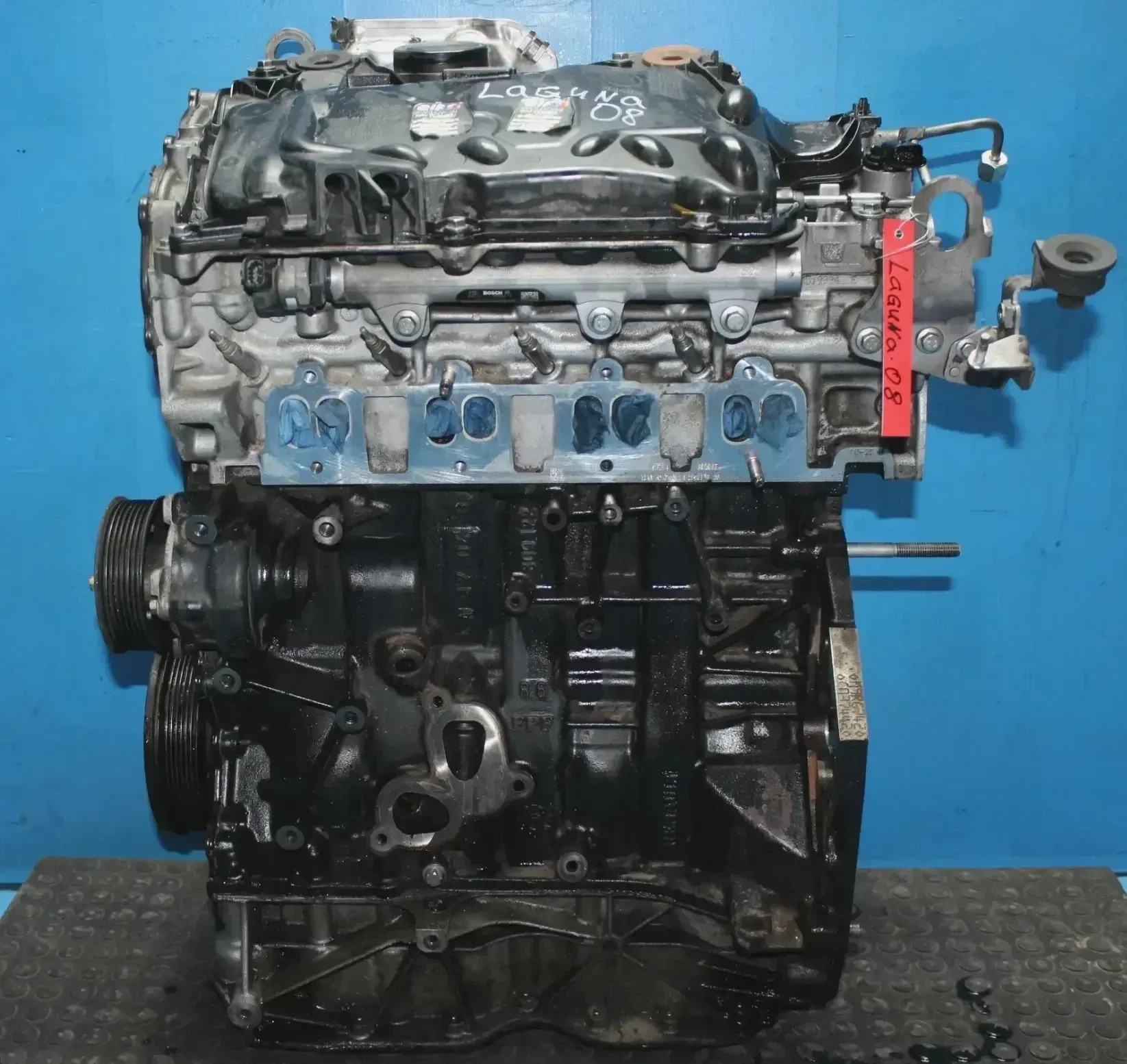 Diesel Motor code M9RG742 ohne Anbauteile Renault Laguna III 2.0 dCi Bj.08 - Bild 1