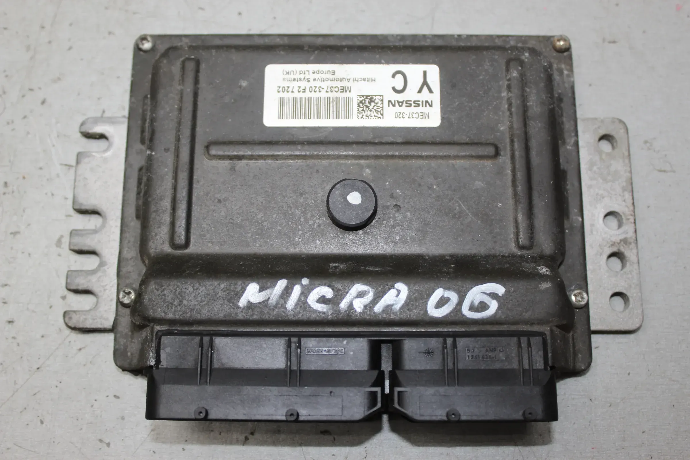 Motorsteuergerät MEC37-320 Nissan Micra III 1.2 16V K12 48 KW 65 PS Bj.06 - Bild 1