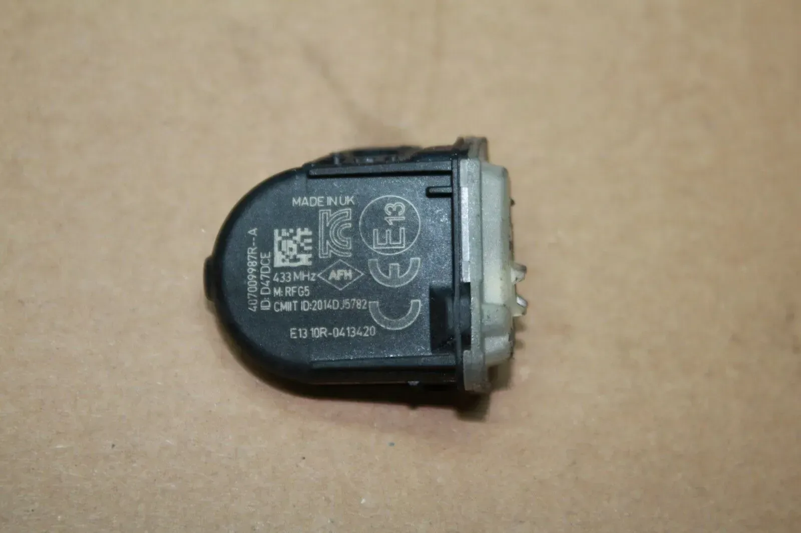 1x Reifendrucksensor RDKS Sensor 407009987R-A Renault Clio 4 IV Bj.15 - Bild 1