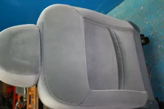 Fahrersitz Sitz vorne links el. verstellbar mit Airbag Peugeot 407 SW Bj.06 - Bild 12