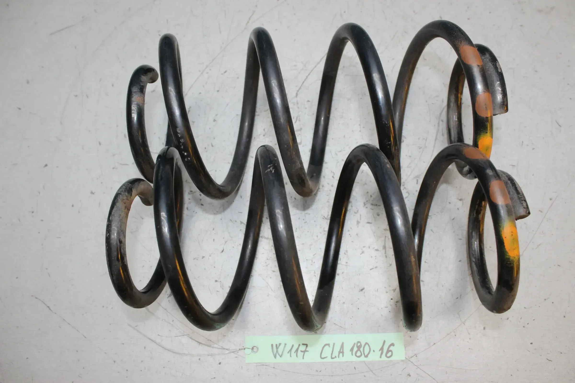 2x Fahrwerksfeder Feder hinten links rechts Mercedes W117 CLA 180 Bj.16 - Bild 1