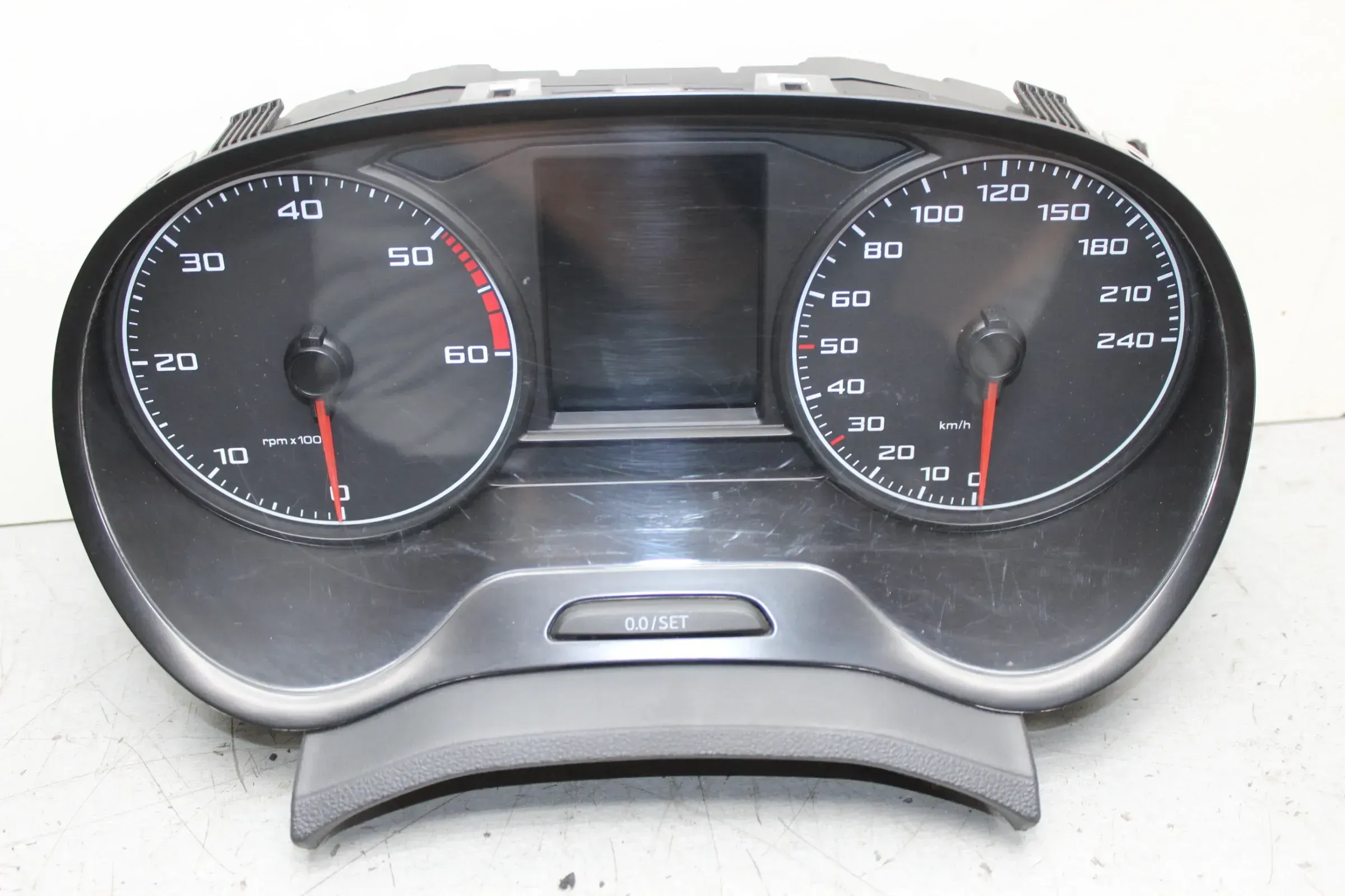 Tacho Kombiinstrument 6P0920731A Seat Ibiza IV ST Bj.16 - Bild 1