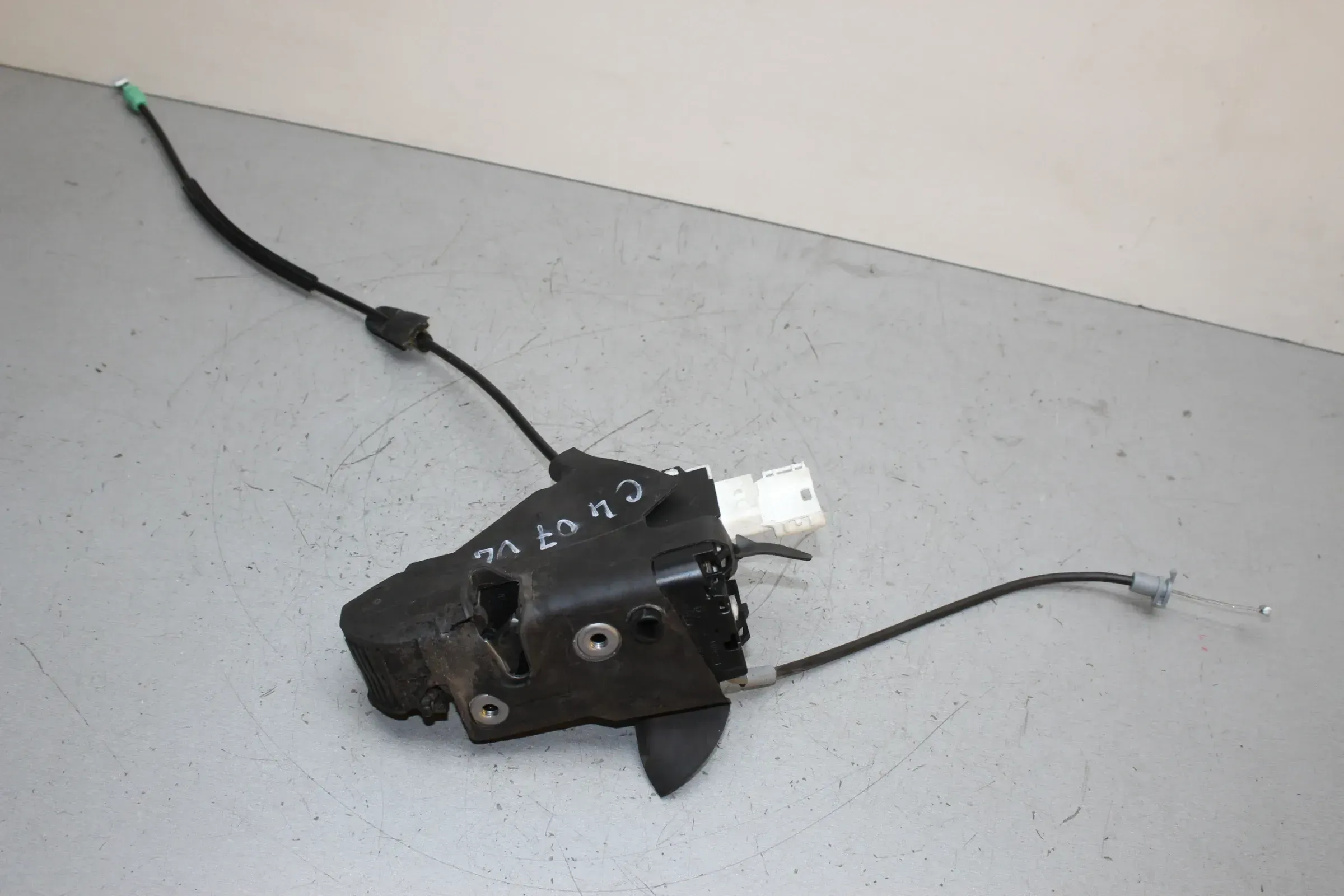 Türschloss ZV Schloss vorne links 9683416080 Citroen C4 I LC Bj.07 - Bild 1