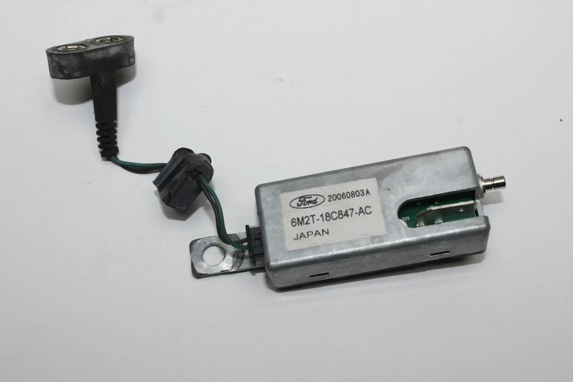 Antennenverstärker Antenne hinten links 6M2T-18C847-AC Ford Galaxy II WA6 Bj.06 - Bild 1