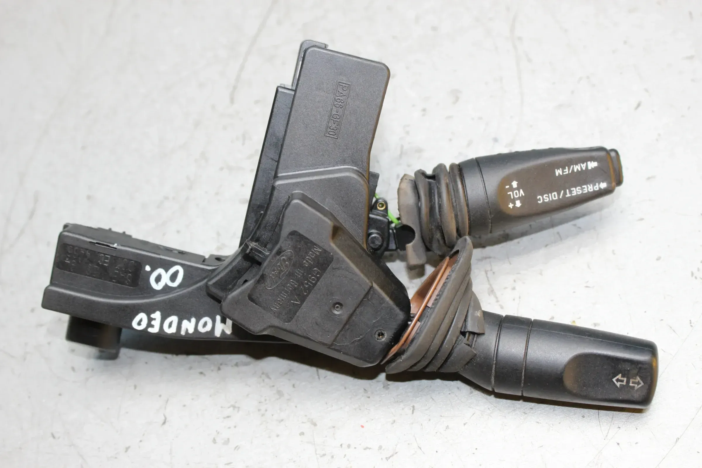 Lenkstockschalter Blinker Warnblinkschalter Ford Mondeo II BNP 1.8 i Bj.00 - Bild 1