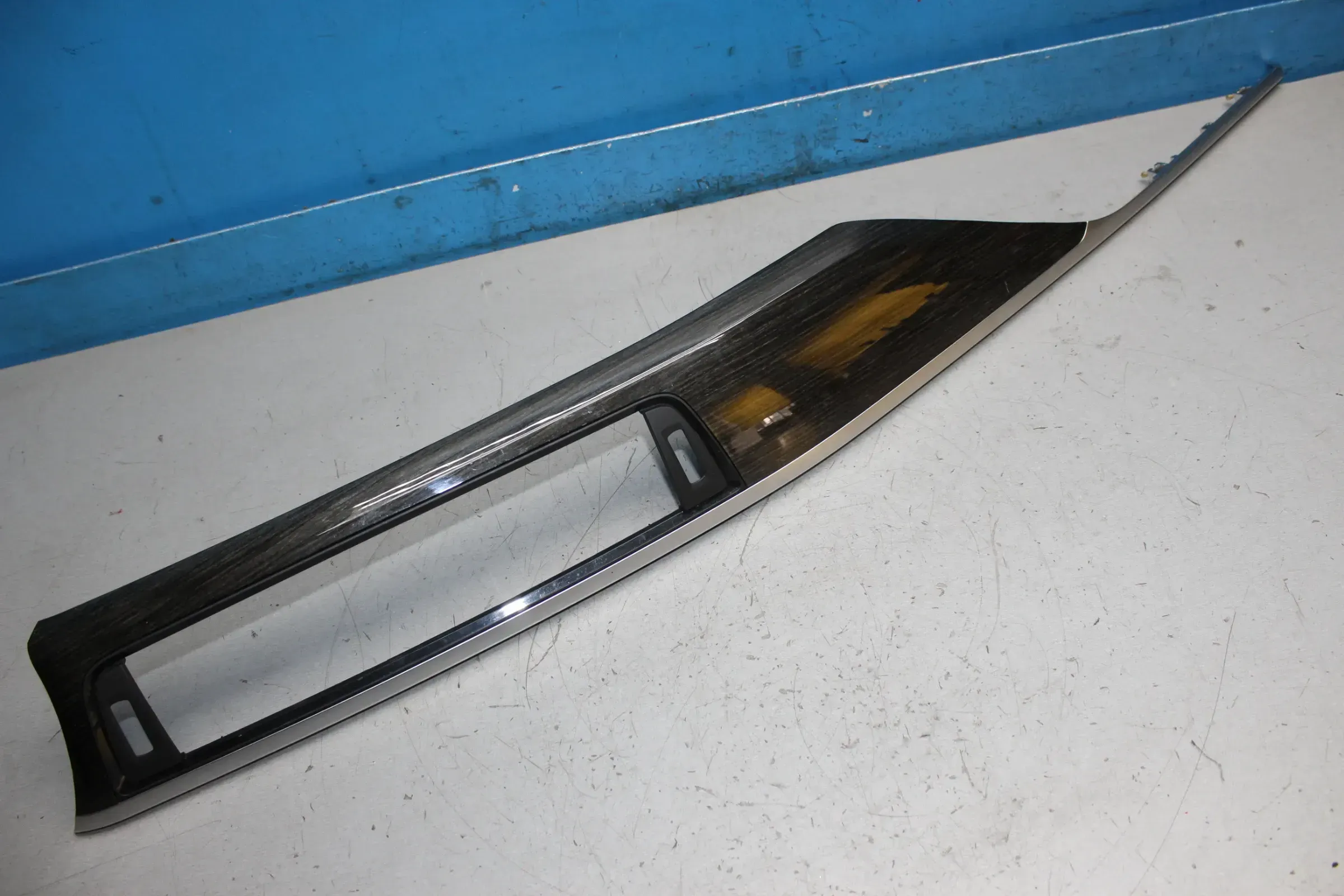 Zierleiste Deckor Leiste Blende Armaturenbrett mitte 9231237 BMW 4er F32 Bj.14 - Bild 1