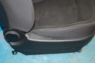 Beifahrersitz Sitz vorne rechts KIA Sportage III SL Bj.12 - Bild 2