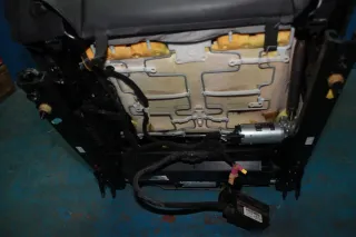 Fahrersitz el verstellbar Leder Sitz vorne links Sitzheizung Opel Signum Bj.05 - Bild 7