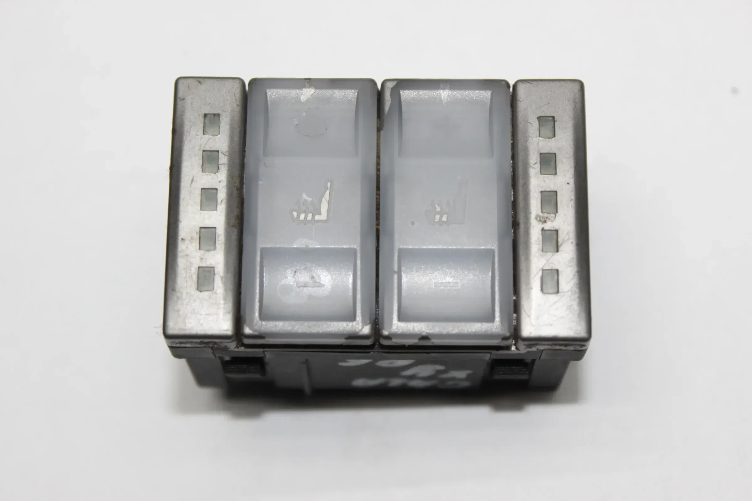 Schalter Sitzheizung 6M2T-19K314-AB Ford Galaxy II WA6 Bj.06 - Bild 1