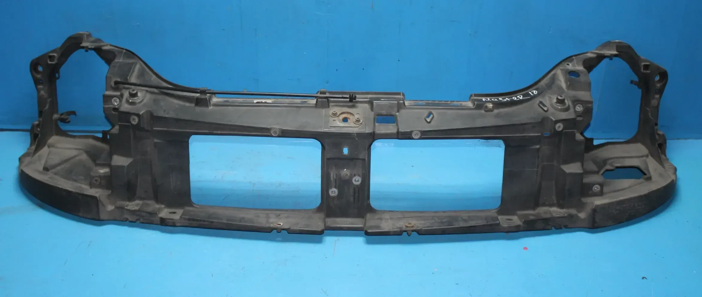 Schlossträger Frontmaske Frontgerüst vorne 8200187234 Renault Master II Bj.2010 - Bild 1