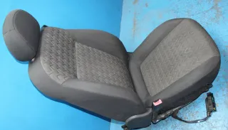 Fahrersitz Sitz vorne links Sitzheizung nicht Original Opel Corsa D 2-türig Bj.13 - Bild 5