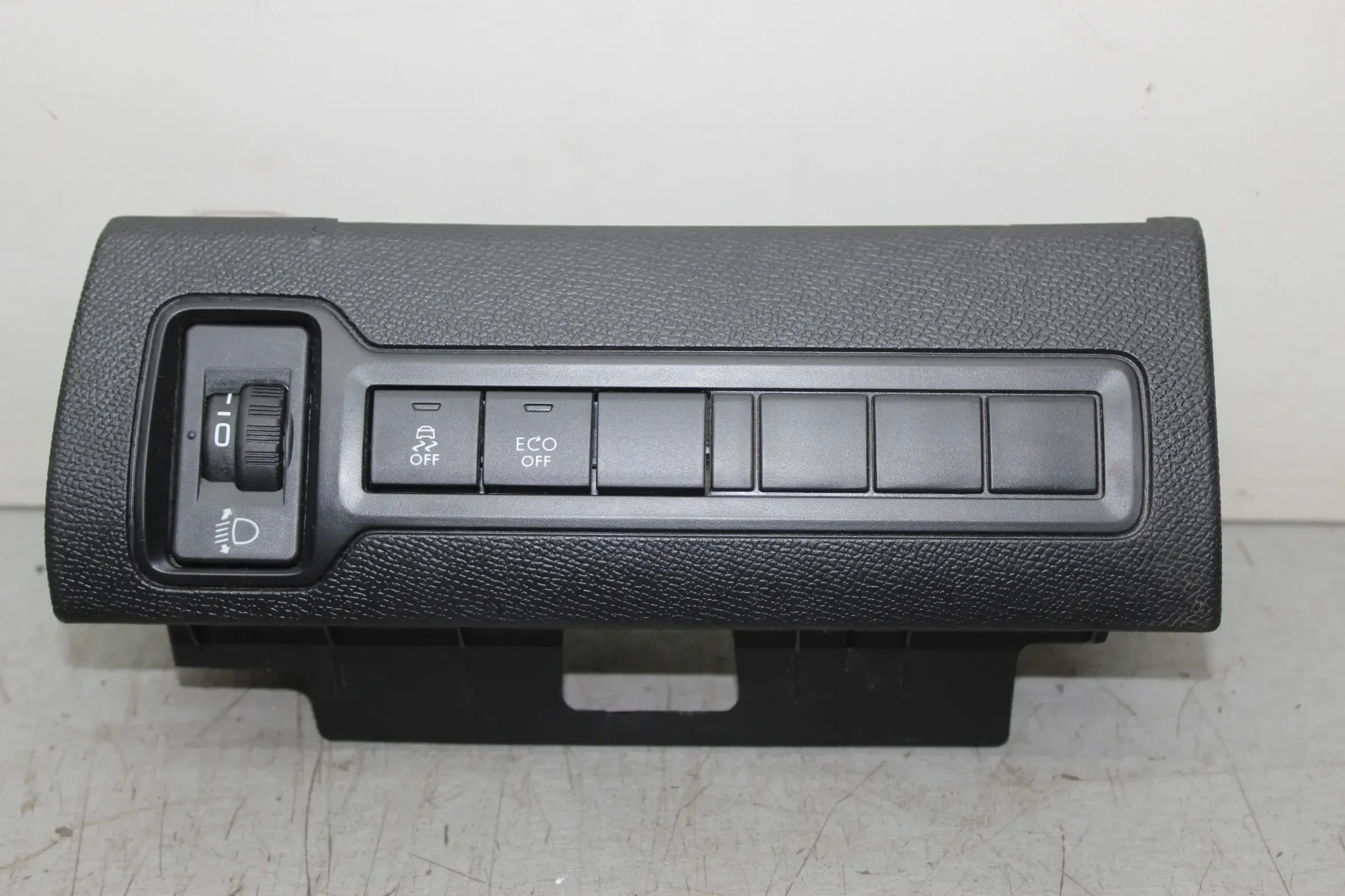 Schalterblock ESP ECO Off LWR Schalter mit Blende Peugeot 308 II Bj.14 - Bild 1