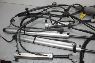 Opel Tigra TwinTop Bj.06 Verdeck Hydraulikpumpe Verdeckhydraulik 93162375 - Bild 4