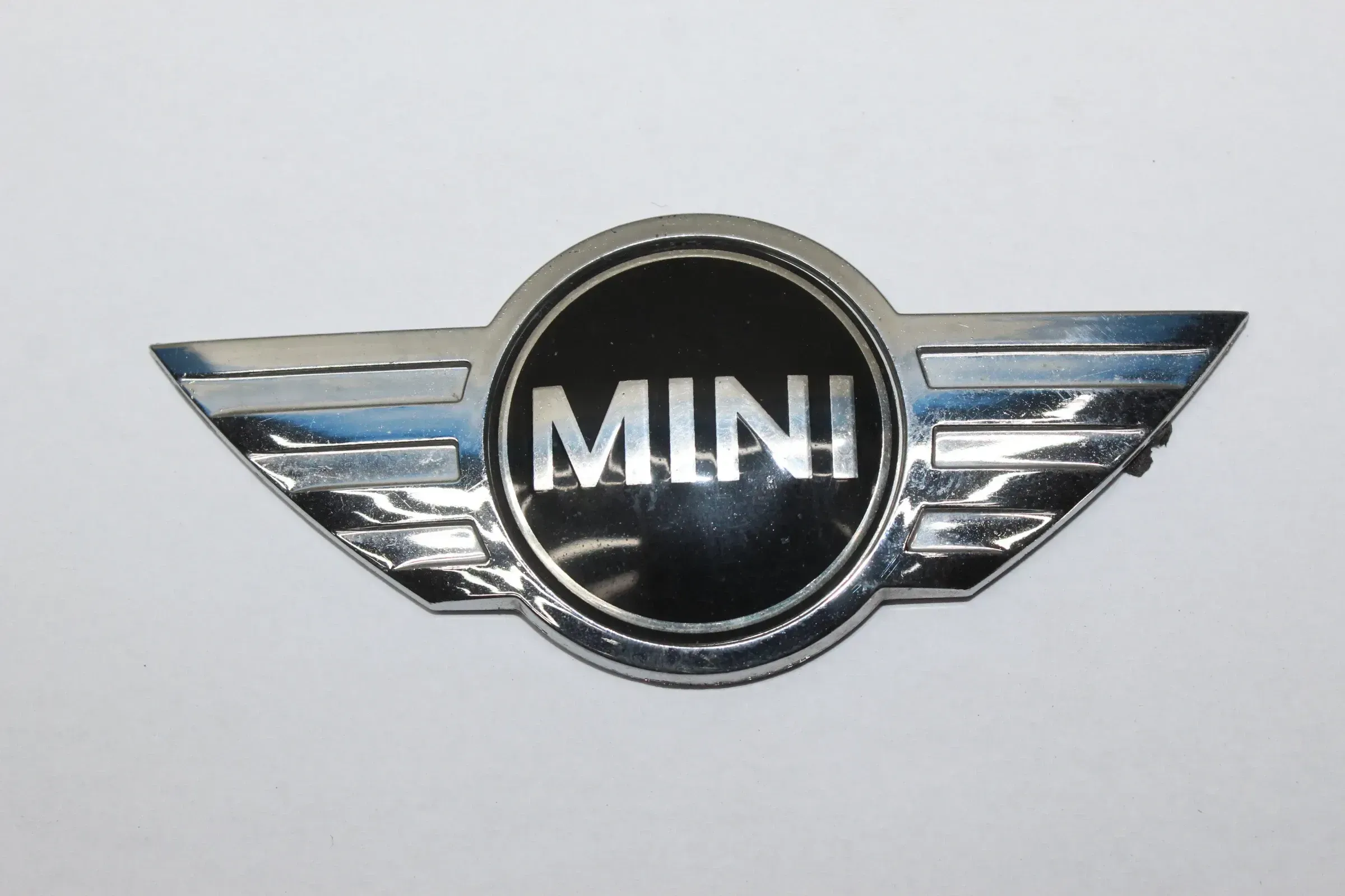 Frontlogo Emblem Logo 2754972 MINI Cooper R58 Bj.13 - Bild 1
