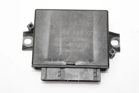 Background image for PDC Steuergerät Einparkhilfe 9656944180 Citroen C4 I LC Bj.05