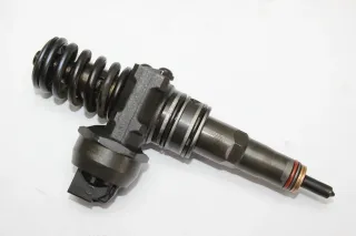 1x Pumpe Düse Einspritzdüse 038130073AG, 0414720215 VW Passat 3C 1.9 TDI Bj.06 - Bild 2
